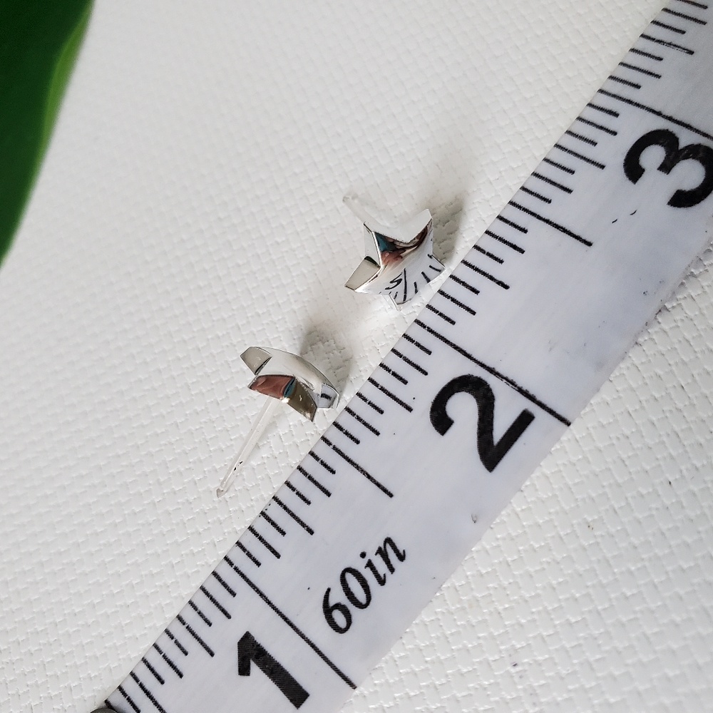 Star Hypoallergenic Plastic Tiny Studs Earrings - Picture 3 of 3